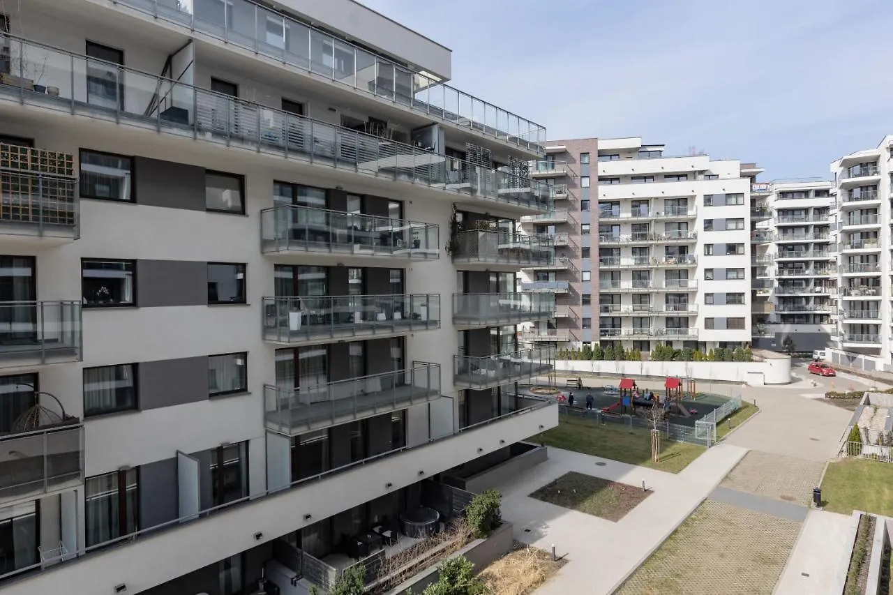 Westfield Burakowska Apartment With Parking By Noclegi Renters وارسو بولندا